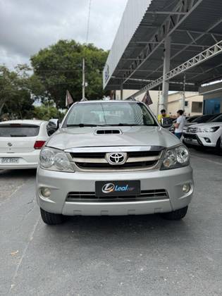TOYOTA HILUX SW4 3.0 SRV 4X4 16V TURBO INTERCOOLER DIESEL 4P AUTOMÁTICO